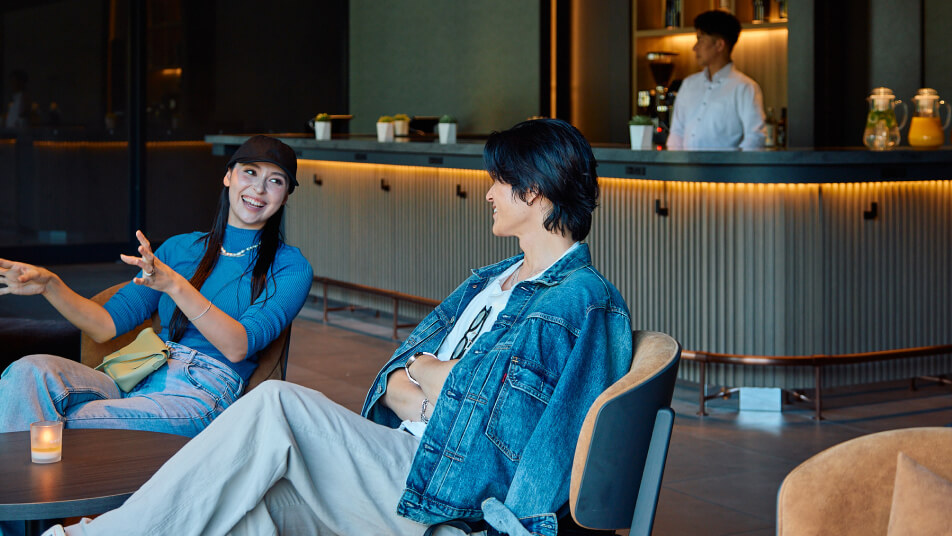 dining loungeの画像が表示されています。